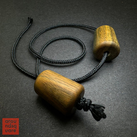 Large Mangas Begleri - Wood Editions